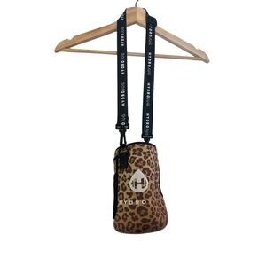 Hydro Jug Leopard Print Insulating Sleeve Carrying Case